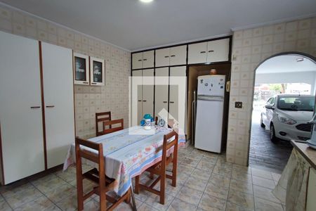 Casa à venda com 280m², 5 quartos e 2 vagasCozinha
