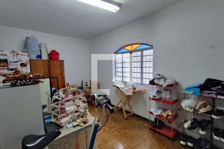 Casa à venda com 280m², 5 quartos e 2 vagasQuarto 2