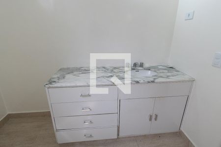 Apartamento à venda com 210m², 4 quartos e 1 vaga Apartamento à venda com 210m², 4 quartos e 1 vagaBanheiro 2