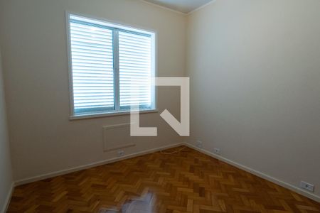 Apartamento à venda com 210m², 4 quartos e 1 vaga Apartamento à venda com 210m², 4 quartos e 1 vagaQuarto 2