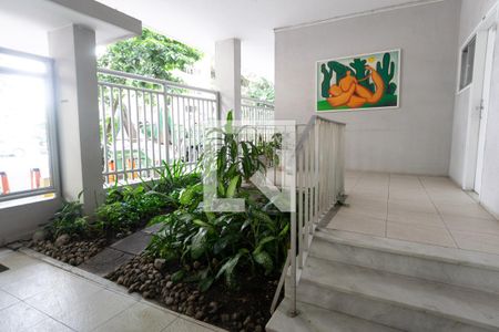Apartamento à venda com 210m², 4 quartos e 1 vaga Apartamento à venda com 210m², 4 quartos e 1 vagaÁrea comum
