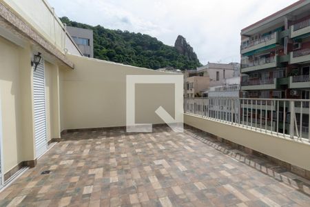 Apartamento à venda com 210m², 4 quartos e 1 vaga Apartamento à venda com 210m², 4 quartos e 1 vagaVaranda da Sala