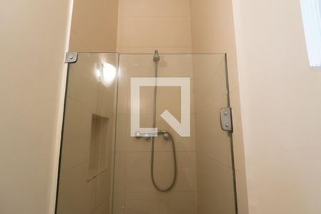 Apartamento à venda com 210m², 4 quartos e 1 vaga Apartamento à venda com 210m², 4 quartos e 1 vagaBanheiro
