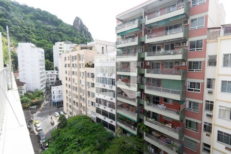 Apartamento à venda com 210m², 4 quartos e 1 vaga Apartamento à venda com 210m², 4 quartos e 1 vagaVista