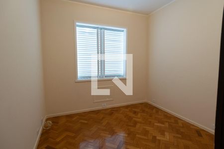 Apartamento à venda com 210m², 4 quartos e 1 vaga Apartamento à venda com 210m², 4 quartos e 1 vagaQuarto 3