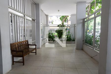 Apartamento à venda com 210m², 4 quartos e 1 vaga Apartamento à venda com 210m², 4 quartos e 1 vagaÁrea comum