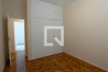 Apartamento à venda com 210m², 4 quartos e 1 vaga Apartamento à venda com 210m², 4 quartos e 1 vagaQuarto