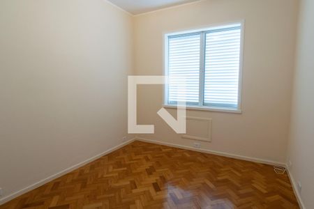 Apartamento à venda com 210m², 4 quartos e 1 vaga Apartamento à venda com 210m², 4 quartos e 1 vagaQuarto