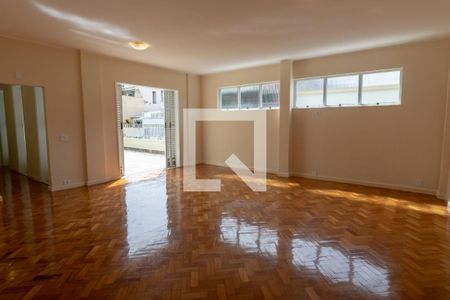 Apartamento à venda com 210m², 4 quartos e 1 vaga Apartamento à venda com 210m², 4 quartos e 1 vagaSala