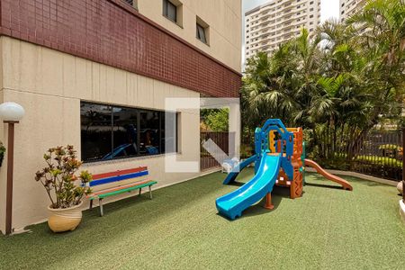Apartamento à venda com 83m², 3 quartos e 1 vagaÁrea comum - Playground