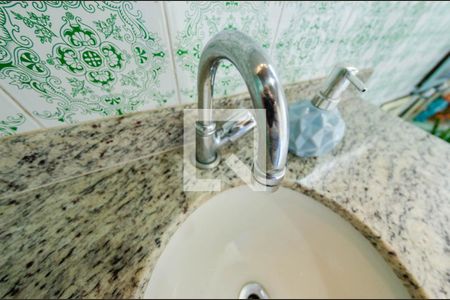 Apartamento à venda com 104m², 3 quartos e 1 vaga Apartamento à venda com 104m², 3 quartos e 1 vagaBanheiro