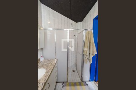 Apartamento à venda com 104m², 3 quartos e 1 vaga Apartamento à venda com 104m², 3 quartos e 1 vagaBanheiro suíte