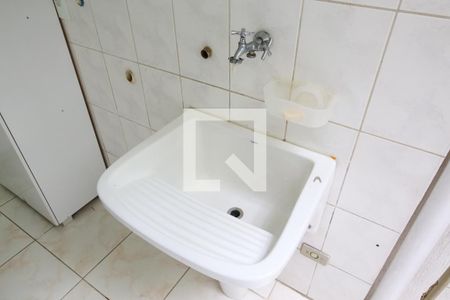 Casa de condomínio à venda com 88m², 2 quartos e 2 vagas Casa de condomínio à venda com 88m², 2 quartos e 2 vagasÁrea de Serviço