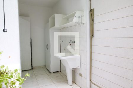 Casa de condomínio à venda com 88m², 2 quartos e 2 vagas Casa de condomínio à venda com 88m², 2 quartos e 2 vagasÁrea de Serviço