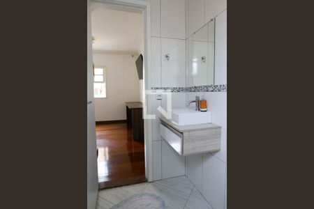 Casa de condomínio à venda com 88m², 2 quartos e 2 vagas Casa de condomínio à venda com 88m², 2 quartos e 2 vagasBanheiro da Suite