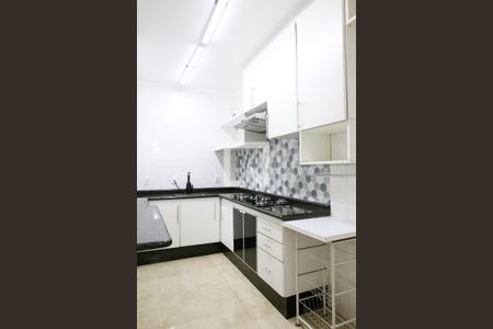 Casa de condomínio à venda com 88m², 2 quartos e 2 vagas Casa de condomínio à venda com 88m², 2 quartos e 2 vagasCozinha