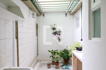 Casa de condomínio à venda com 88m², 2 quartos e 2 vagas Casa de condomínio à venda com 88m², 2 quartos e 2 vagasÁrea de Serviço