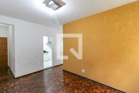 Sala de apartamento à venda com 3 quartos, 80m² em Estrela Dalva, Belo Horizonte