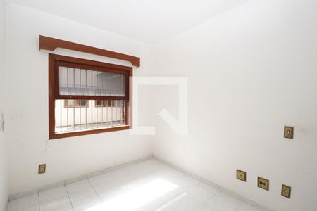 Casa à venda com 274m², 3 quartos e 4 vagasQuarto de Serviço