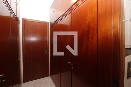 Casa à venda com 274m², 3 quartos e 4 vagasCloset da suíte 2