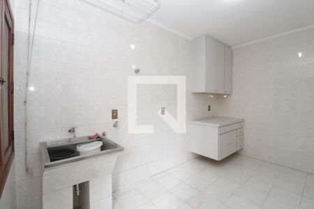 Casa à venda com 274m², 3 quartos e 4 vagasÁrea de Serviço