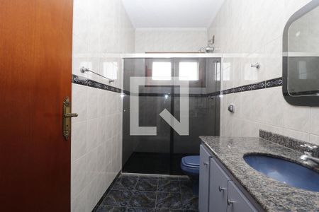 Casa à venda com 274m², 3 quartos e 4 vagasBanheiro da Suíte 3