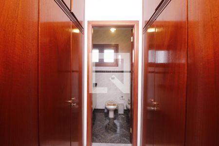 Casa à venda com 274m², 3 quartos e 4 vagasCloset da suíte 2