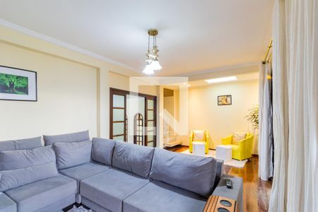 Sala de TV de casa para alugar com 4 quartos, 260m² em Vila Califórnia(zona Sul), São Paulo