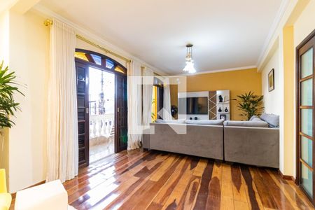 Sala de TV de casa para alugar com 4 quartos, 260m² em Vila Califórnia(zona Sul), São Paulo