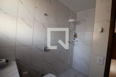 Casa à venda com 206m², 3 quartos e 3 vagas Casa à venda com 206m², 3 quartos e 3 vagasBanheiro 1