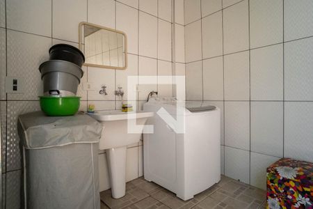 Casa à venda com 152m², 3 quartos e 2 vagasÁrea de serviço