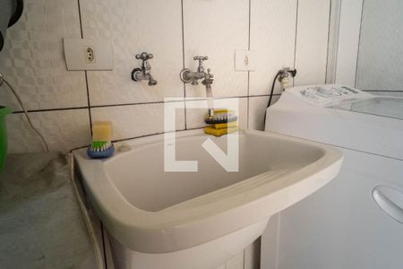 Casa à venda com 152m², 3 quartos e 2 vagasÁrea de serviço