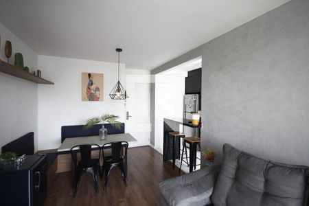 Sala de apartamento à venda com 2 quartos, 64m² em Vila Monumento, São Paulo