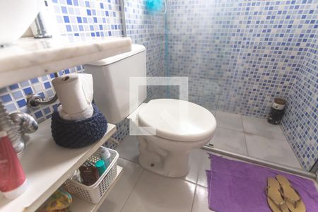 Casa à venda com 156m², 2 quartos e 1 vagaBanheiro suíte 2