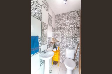 Casa à venda com 156m², 2 quartos e 1 vagaBanheiro social