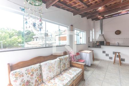 Casa à venda com 156m², 2 quartos e 1 vagaChurrasqueira