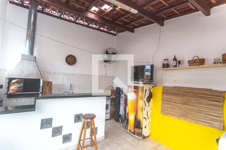 Casa à venda com 156m², 2 quartos e 1 vagaChurrasqueira