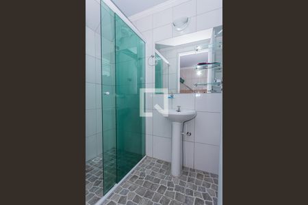 Casa à venda com 162m², 3 quartos e 4 vagas Casa à venda com 162m², 3 quartos e 4 vagasBanheiro garagem