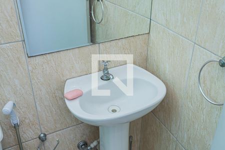 Casa à venda com 162m², 3 quartos e 4 vagas Casa à venda com 162m², 3 quartos e 4 vagasBanheiro suite 2