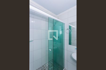 Casa à venda com 162m², 3 quartos e 4 vagas Casa à venda com 162m², 3 quartos e 4 vagasBanheiro garagem