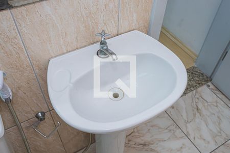 Casa à venda com 162m², 3 quartos e 4 vagas Casa à venda com 162m², 3 quartos e 4 vagasBanheiro suite 1