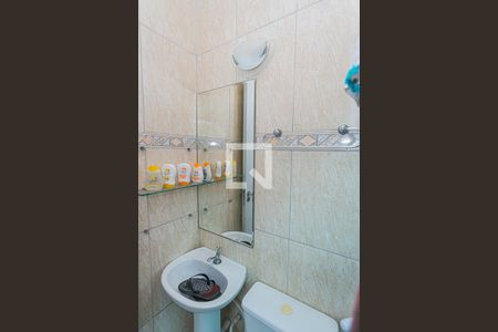 Casa à venda com 162m², 3 quartos e 4 vagas Casa à venda com 162m², 3 quartos e 4 vagasBanheiro suite 3