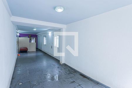 Casa à venda com 162m², 3 quartos e 4 vagas Casa à venda com 162m², 3 quartos e 4 vagasGaragem