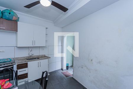 Casa à venda com 162m², 3 quartos e 4 vagas Casa à venda com 162m², 3 quartos e 4 vagasCozinha 2