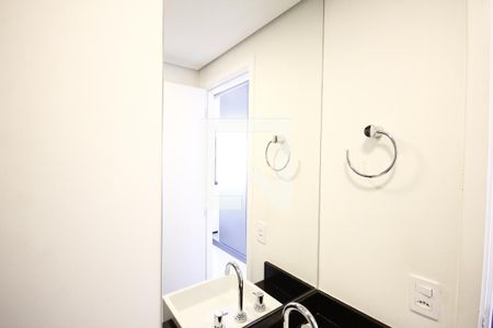 Banheiro de kitnet/studio à venda com 1 quarto, 17m² em Vila Mariana, São Paulo