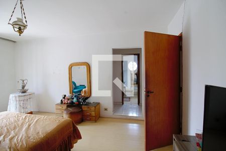 Casa à venda com 263m², 4 quartos e 4 vagasSuíte 4