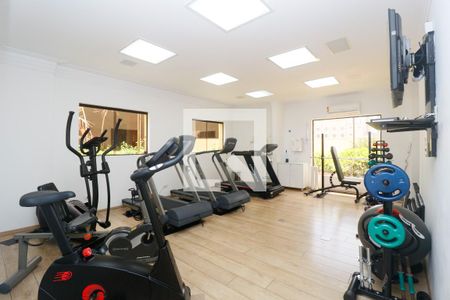 Apartamento à venda com 382m², 4 quartos e 4 vagas Apartamento à venda com 382m², 4 quartos e 4 vagasÁrea comum - Academia