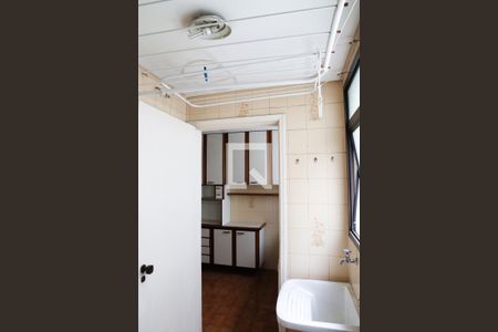 Apartamento à venda com 130m², 2 quartos e 1 vaga Apartamento à venda com 130m², 2 quartos e 1 vagaÁrea de Serviço