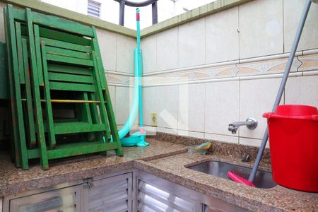 Apartamento à venda com 130m², 2 quartos e 1 vaga Apartamento à venda com 130m², 2 quartos e 1 vagaÁrea comum - Churrasqueira