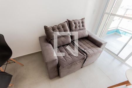 Sofá de apartamento para alugar com 2 quartos, 52m² em Vila São Pedro, Santo André